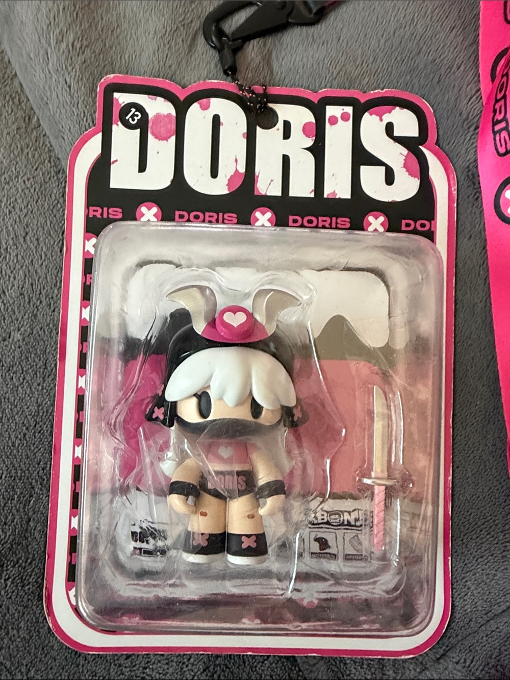 DORIS Sakura girl Vinyl Figure by  Mr. Bone. Keychain with White Hair.